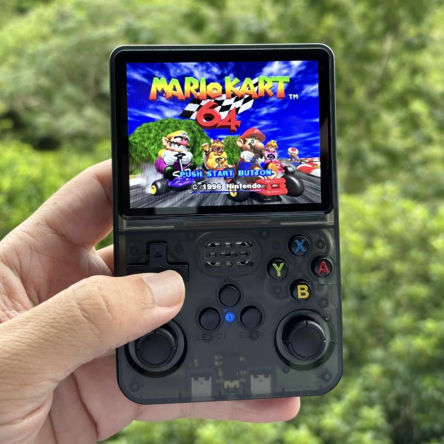 game console model r36s resolution 640 480 64gb p1